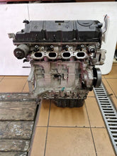 Laden Sie das Bild in den Galerie-Viewer, Motor Peugeot 308 I 10FGAH 1.4 Benzin Engine Unkomplett