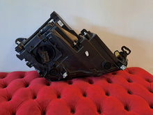 Laden Sie das Bild in den Galerie-Viewer, Frontscheinwerfer Seat Leon 5FB941007 LED Links Scheinwerfer Headlight