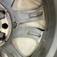 Load image into Gallery viewer, 1x Alufelge 17 Zoll 7.0&quot; 5x112 48,5ET A2054010200 Mercedes-Benz W205 Rim Wheel