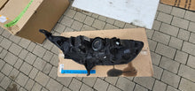 Laden Sie das Bild in den Galerie-Viewer, Frontscheinwerfer Ford Transit Connect KT1B-13W030-AK Links Headlight SCH6732335870kx