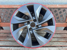Load image into Gallery viewer, 1x Alufelge 18 Zoll 7.5&quot; 4x108 17ET 124R-000033 Citroën Ds3 Ds4 Rim Wheel