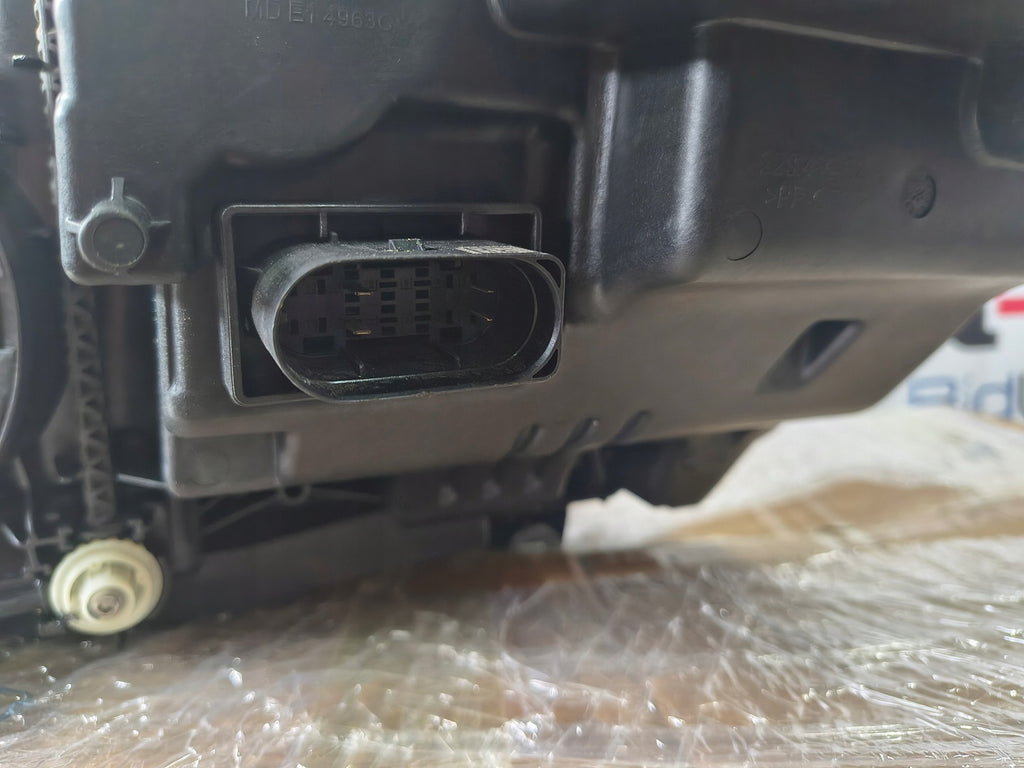 Frontscheinwerfer Mercedes-Benz W213 A2139067609 LED Rechts oder Links SCH4281009703rg