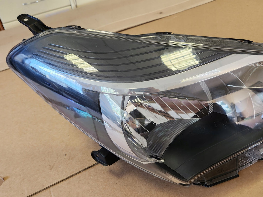 Frontscheinwerfer Toyota Yaris Rechts Scheinwerfer Headlight