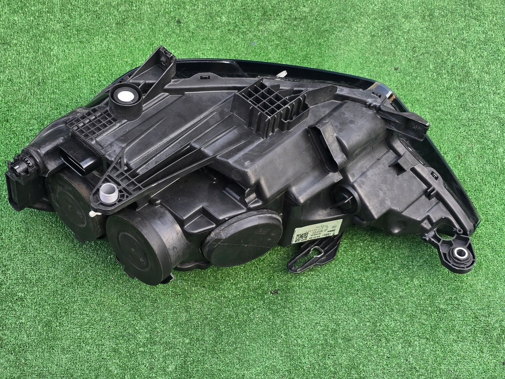 Frontscheinwerfer Audi A1 82A941004 Rechts Scheinwerfer Headlight SCH3869806762da