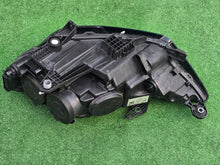 Laden Sie das Bild in den Galerie-Viewer, Frontscheinwerfer Audi A1 82A941004 Rechts Scheinwerfer Headlight SCH3869806762da