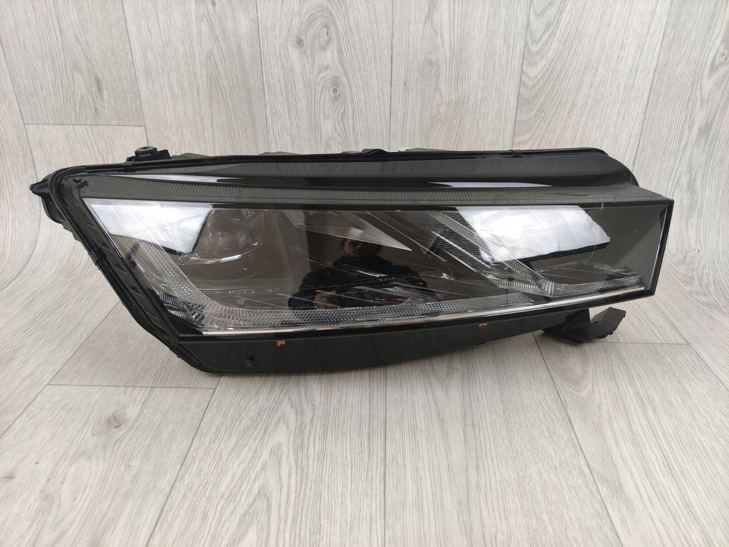 Frontscheinwerfer Skoda Octavia IV 5E4941016B Rechts Scheinwerfer Headlight SCH5830971569er