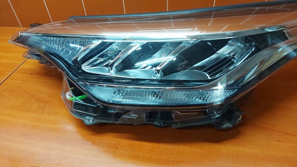 Frontscheinwerfer Toyota Chr C-Hr 81150-F4180 LED Links Scheinwerfer Headlight SCH3368983528xj
