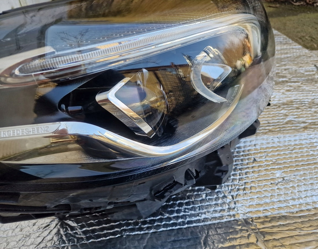 Frontscheinwerfer Mercedes-Benz W246 A2469066201 Xenon Rechts Headlight SCH2517754790nv