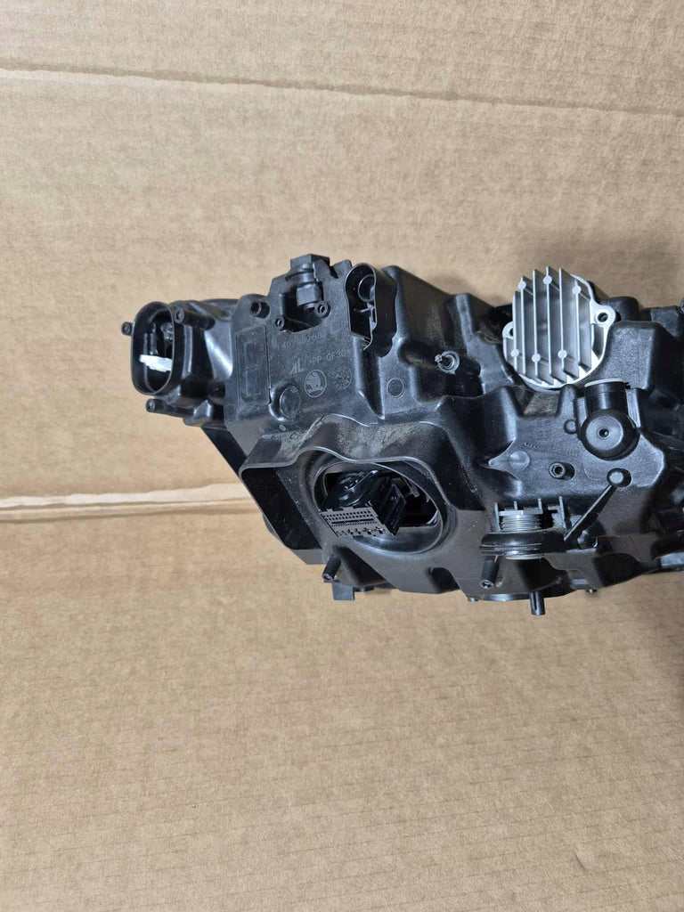Frontscheinwerfer Skoda Octavia IV 5E4941015A Full LED Links Headlight SCH5163212447gy