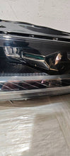 Laden Sie das Bild in den Galerie-Viewer, Frontscheinwerfer Skoda Superb I 3P1941016B LED Rechts Scheinwerfer Headlight SCH1365333869vq