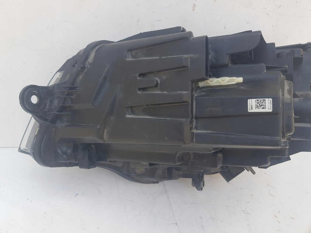 Frontscheinwerfer VW Multivan Caravelle Rechts Scheinwerfer Headlight SCH3028807624jb