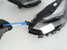 Laden Sie das Bild in den Galerie-Viewer, Frontscheinwerfer Tesla 3 1077375-00-11 Links Scheinwerfer Headlight