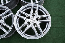 Laden Sie das Bild in den Galerie-Viewer, 4x Alufelge 15 Zoll 6.0" 5x105 37ET Silber Opel Astra K Rim Wheel FEL7225862238fe