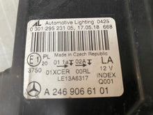 Laden Sie das Bild in den Galerie-Viewer, Frontscheinwerfer Mercedes-Benz W246 A2469066101 LED Links Headlight SCH4855310969og