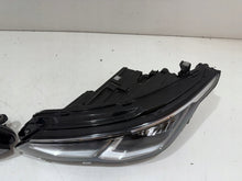 Load image into Gallery viewer, Frontscheinwerfer VW Golf VIII 5H1941006C 5H1941005C Ein Satz Headlight SCH7547315347th