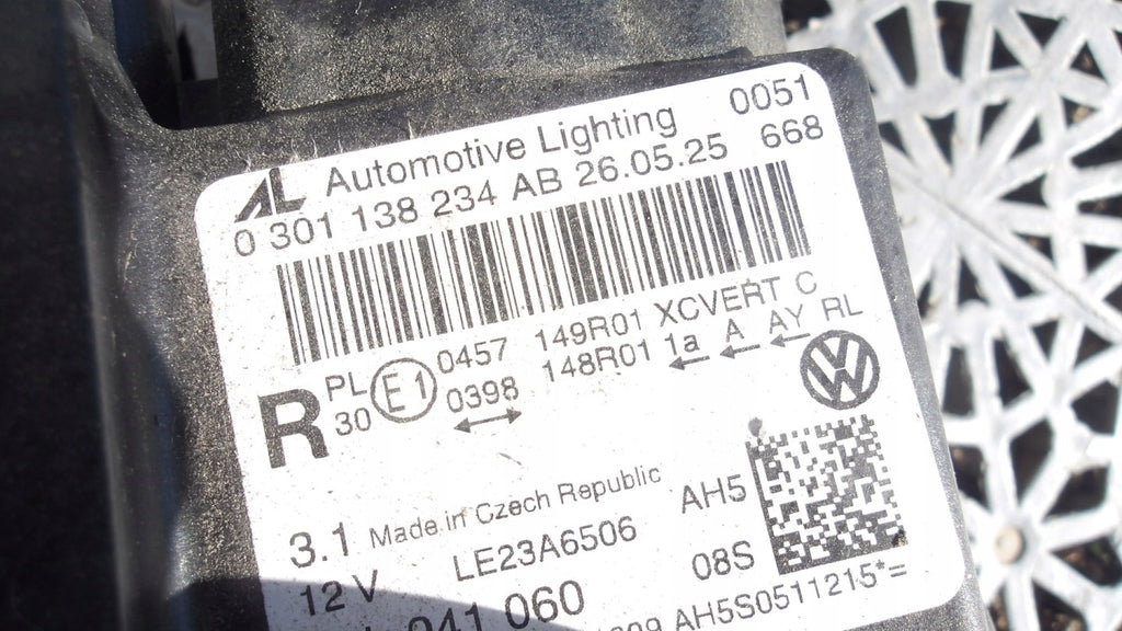Frontscheinwerfer VW 57L941060 Rechts Scheinwerfer Headlight SCH1061373661xa