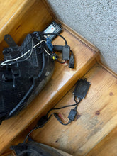 Load image into Gallery viewer, Frontscheinwerfer Hyundai I20 Ein Stück (Rechts oder Links) Headlight