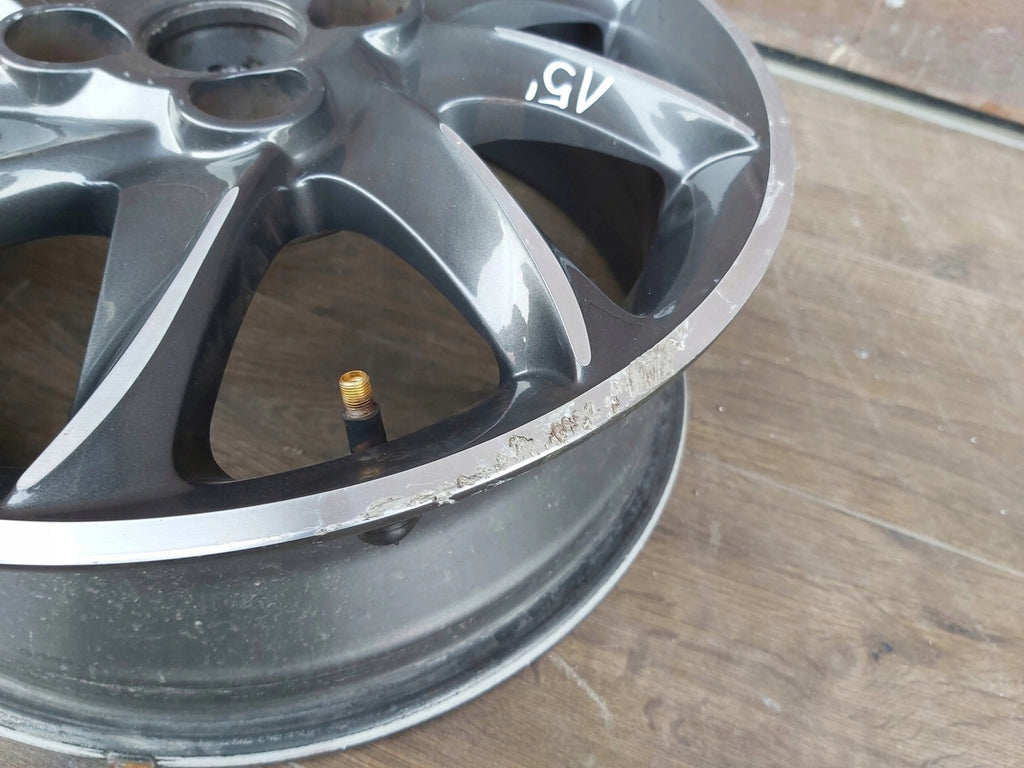 1x Alufelge 15 Zoll 5.0" 4x100 39ET PZ406-B067B Toyota Yaris Rim Wheel