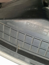 Load image into Gallery viewer, Frontscheinwerfer Hyundai I10 92101-B9000 Links Scheinwerfer Headlight