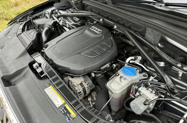 Motor Audi A5 A4 CNCB 2.0 180PS 132kW 85TKm 2013 Benzin Engine Komplett MOT8134646120dl