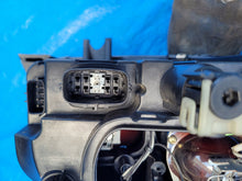 Laden Sie das Bild in den Galerie-Viewer, Frontscheinwerfer Mazda 6 I F014004919-3572 Xenon Links Scheinwerfer Headlight SCH7320796772bn