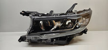 Laden Sie das Bild in den Galerie-Viewer, Frontscheinwerfer Toyota Land Cruiser LED Links Scheinwerfer Headlight SCH3906443086tk