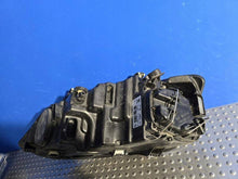 Load image into Gallery viewer, Frontscheinwerfer VW Polo IV 6R1941016E Rechts Scheinwerfer Headlight