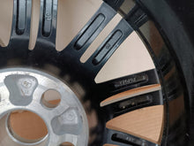 Laden Sie das Bild in den Galerie-Viewer, 1x Alufelge 15 Zoll 6.5&quot; 5x114.3 40ET PT945-47160 Toyota Corolla Rim Wheel