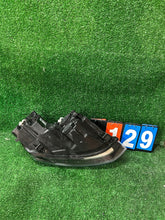 Load image into Gallery viewer, Frontscheinwerfer VW Polo 6C1941005B Links Scheinwerfer Headlight