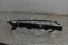 Laden Sie das Bild in den Galerie-Viewer, Frontscheinwerfer Mitsubishi Eclipse Cross EDM92206010 LED Rechts Headlight