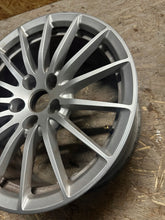 Load image into Gallery viewer, 1x Alufelge 17 Zoll 7.5" 5x112 29ET Glanz Silber 8W0601025AE Audi A4 Rim Wheel FEL5069819728pc