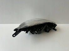 Laden Sie das Bild in den Galerie-Viewer, Frontscheinwerfer Mitsubishi Space Star 8301C193 Links Scheinwerfer Headlight