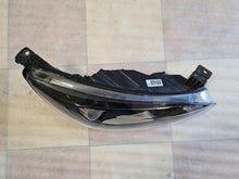Laden Sie das Bild in den Galerie-Viewer, Frontscheinwerfer Ford Focus JX7B-13W029-CE Rechts Scheinwerfer Headlight SCH5441820230it