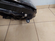 Load image into Gallery viewer, Frontscheinwerfer Mercedes-Benz Gle A1679068607 LED Rechts oder Links