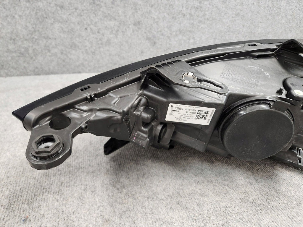 Frontscheinwerfer Audi A1 82A941004 Rechts Scheinwerfer Headlight SCH6883301218wg