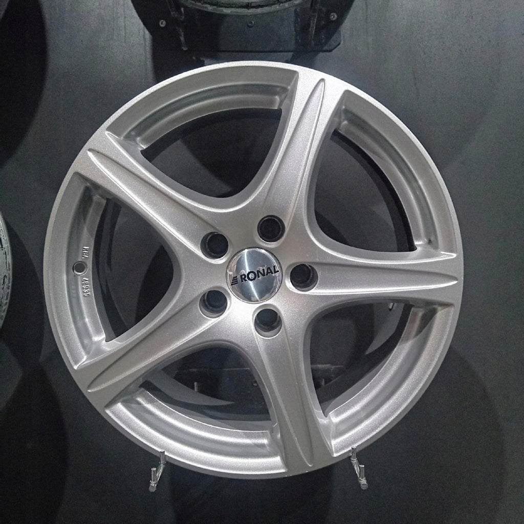 4x Alufelge 17 Zoll 7.0" 5x112 45ET Silber Audi Q2 Rim Wheel FEL1167445939ub
