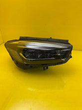 Laden Sie das Bild in den Galerie-Viewer, Frontscheinwerfer Mercedes-Benz W247 A2479068405 LED Rechts Headlight SCH7132891546bw