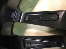 Load image into Gallery viewer, 1x Alufelge 19 Zoll 7.0&quot; 5x114.3 40ET Glanz Schwarz KE409-4C400 Nissan Xtrail