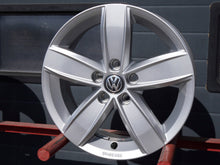 Load image into Gallery viewer, 4x Alufelge 15 Zoll 5.5" 5x100 40ET Glanz Silber 2G0071495 Skoda Fabia IV Polo FEL3295865317jm