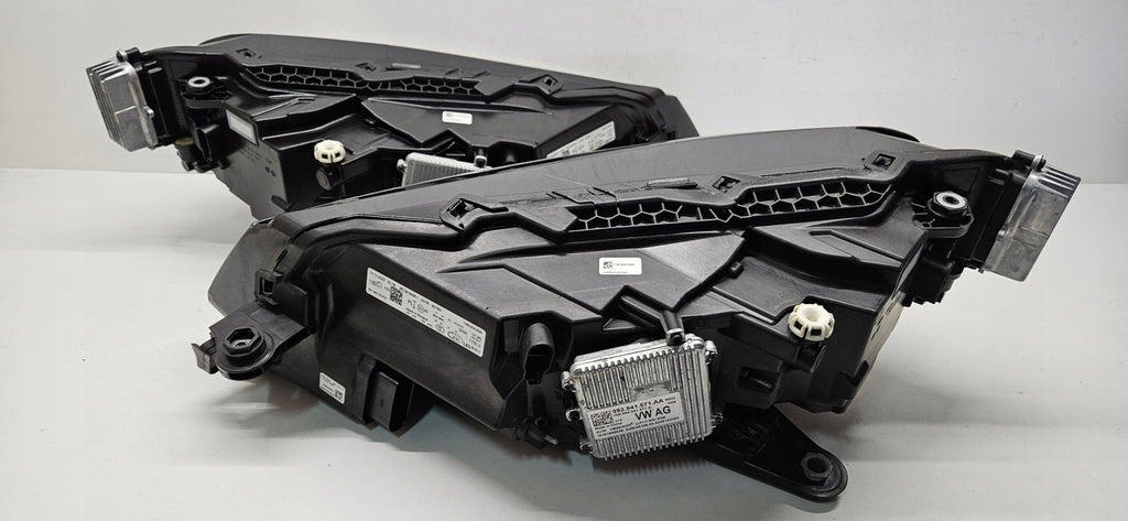 Frontscheinwerfer Skoda Superb III 3V1941015D 3V1941016D Full LED Ein Satz