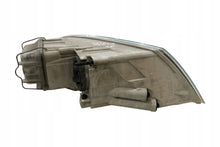 Laden Sie das Bild in den Galerie-Viewer, Frontscheinwerfer Skoda Octavia Links Scheinwerfer Headlight SCH9926546207ke