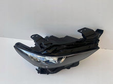 Laden Sie das Bild in den Galerie-Viewer, Frontscheinwerfer Mazda 3 BCJH-51030 Rechts Scheinwerfer Headlight SCH2320571504ql