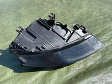 Load image into Gallery viewer, Frontscheinwerfer Audi A4 B8 8K0941003P Xenon Ein Stück (Rechts oder Links)