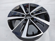 Load image into Gallery viewer, 1x Alufelge 17 Zoll 7.0&quot; 5x114.3 43ET A4204010700 Mercedes-Benz Citan Rim Wheel