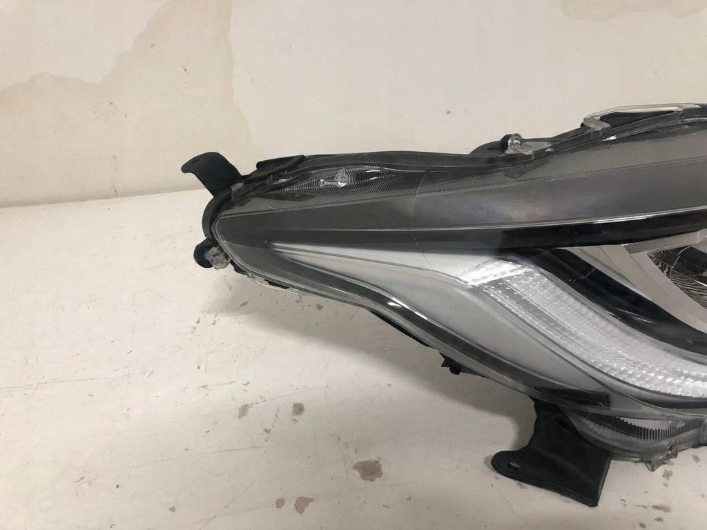Frontscheinwerfer Toyota Yaris LED Rechts Scheinwerfer Headlight