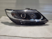 Load image into Gallery viewer, Frontscheinwerfer Kia Sorento I 2P924 Rechts Scheinwerfer Headlight SCH6269009136tb