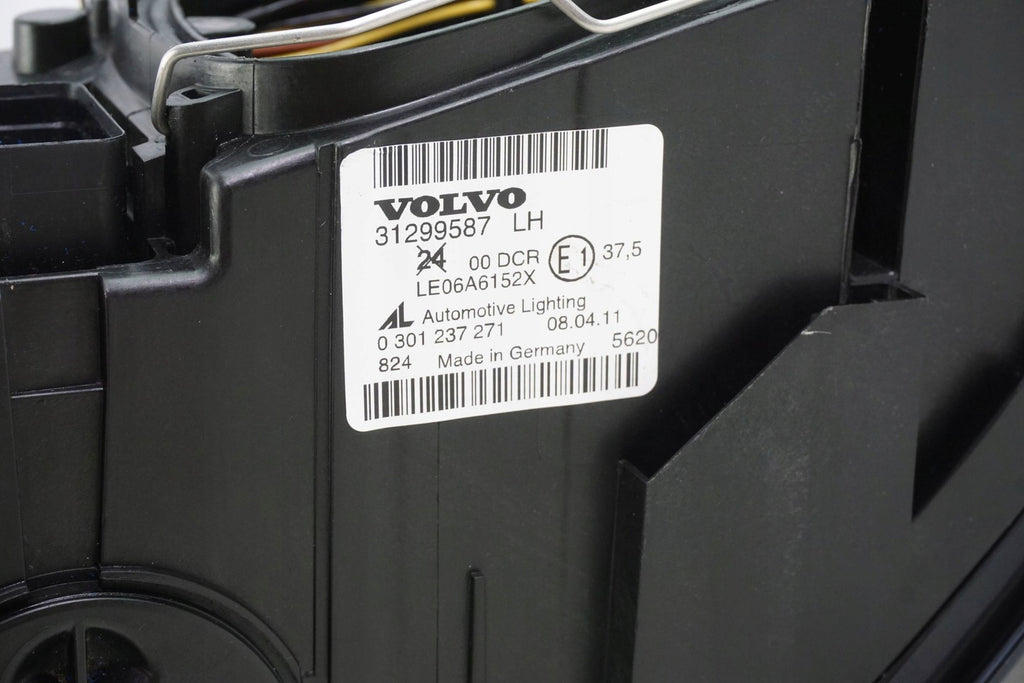 Frontscheinwerfer Volvo S40 II 31299587 0301237271 Xenon Links Headlight SCH7897630600tf