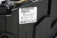 Load image into Gallery viewer, Frontscheinwerfer Volvo S40 II 31299587 0301237271 Xenon Links Headlight SCH7897630600tf