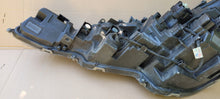 Load image into Gallery viewer, Frontscheinwerfer Toyota Corolla 81110-02S70 Rechts Scheinwerfer Headlight SCH5634917170ec