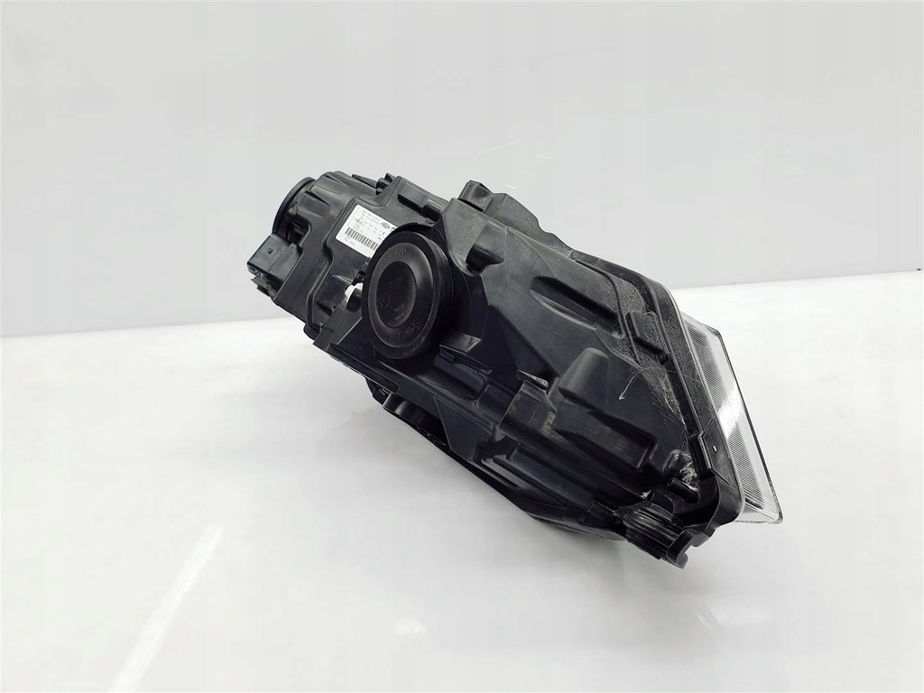 Frontscheinwerfer Skoda Fabia III 6V1941015A LED Ein Stück (Rechts oder Links)